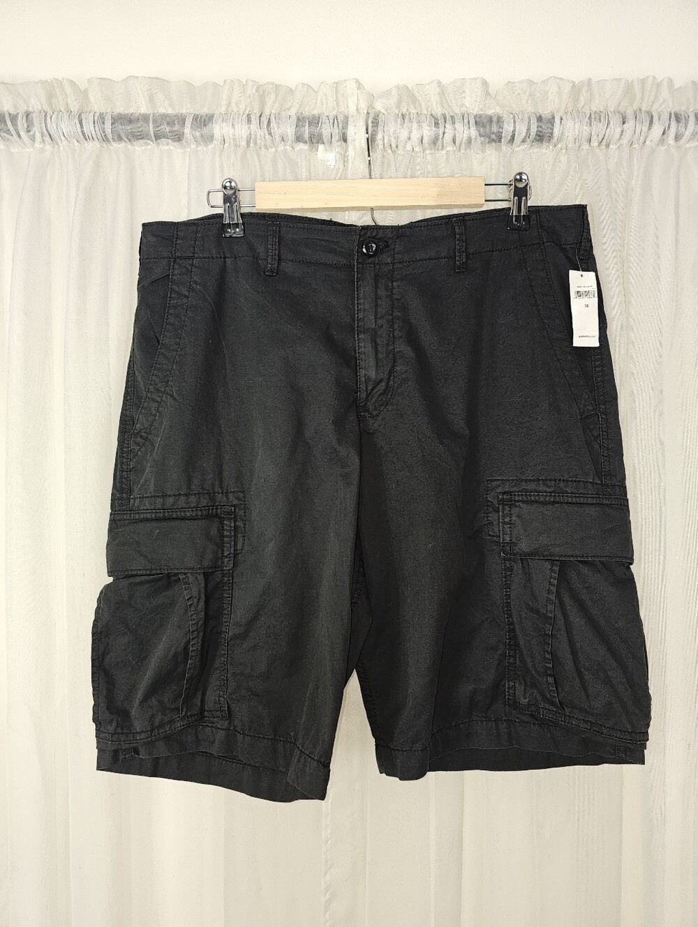 GAP Black 11" Utility Cargo Shorts Size 36 NEW WITY TAH
